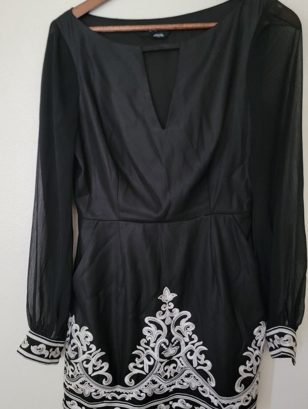 Bebe Black Embroidered Sheer Long Sleeve Cocktail Mini Dress